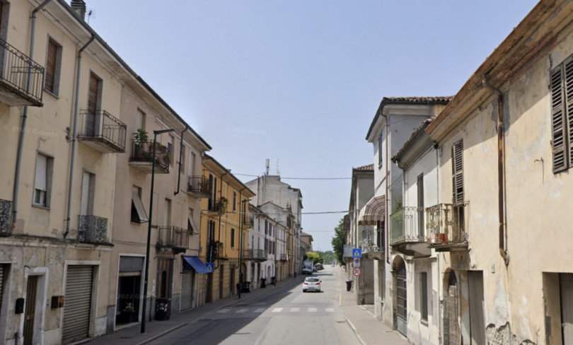 Raccolta di firme contro l’aumento di potenza dell’antenna di telefonia in via XX Settembre